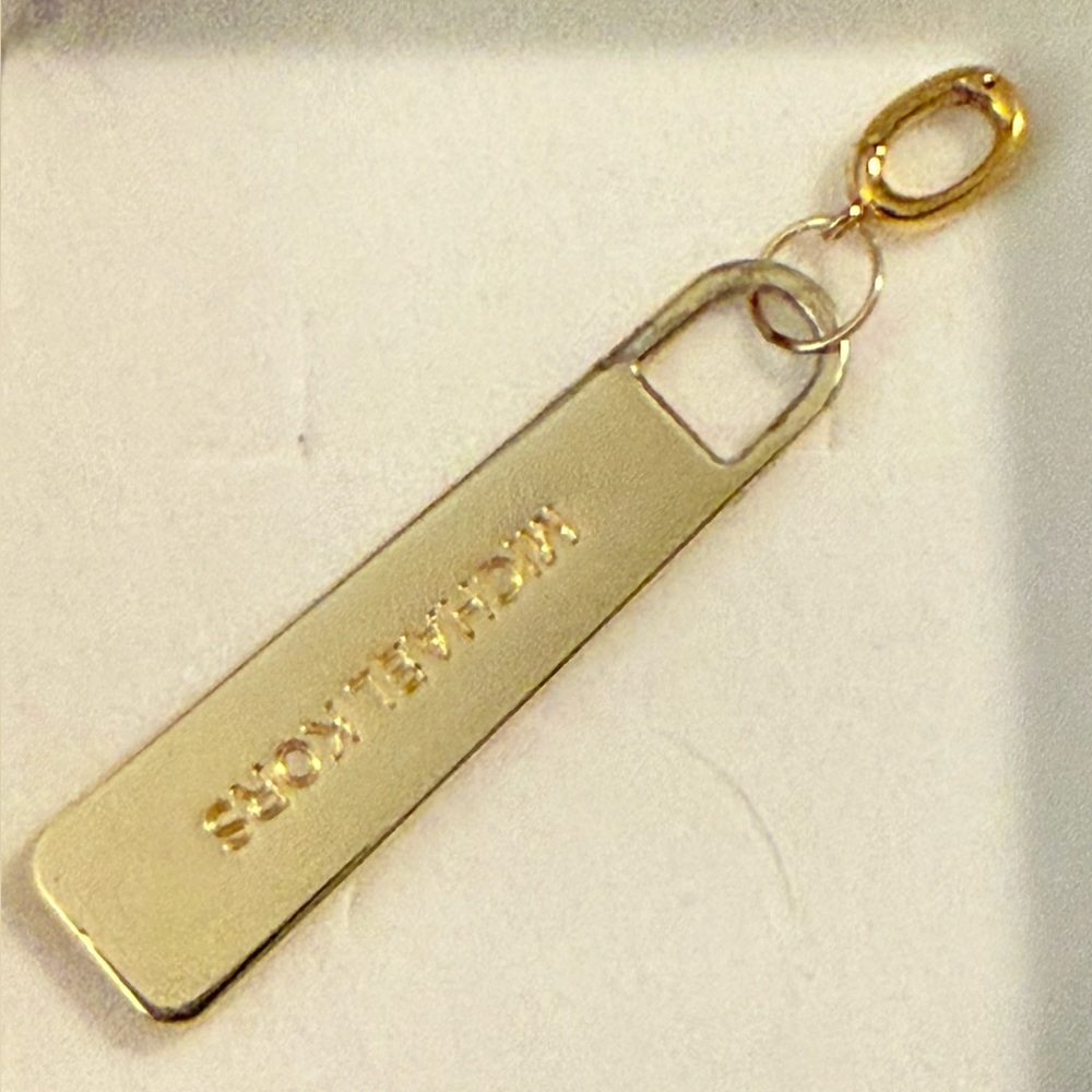 Michael Kors Interchangeable Zipper Pull Charm By Spark*l